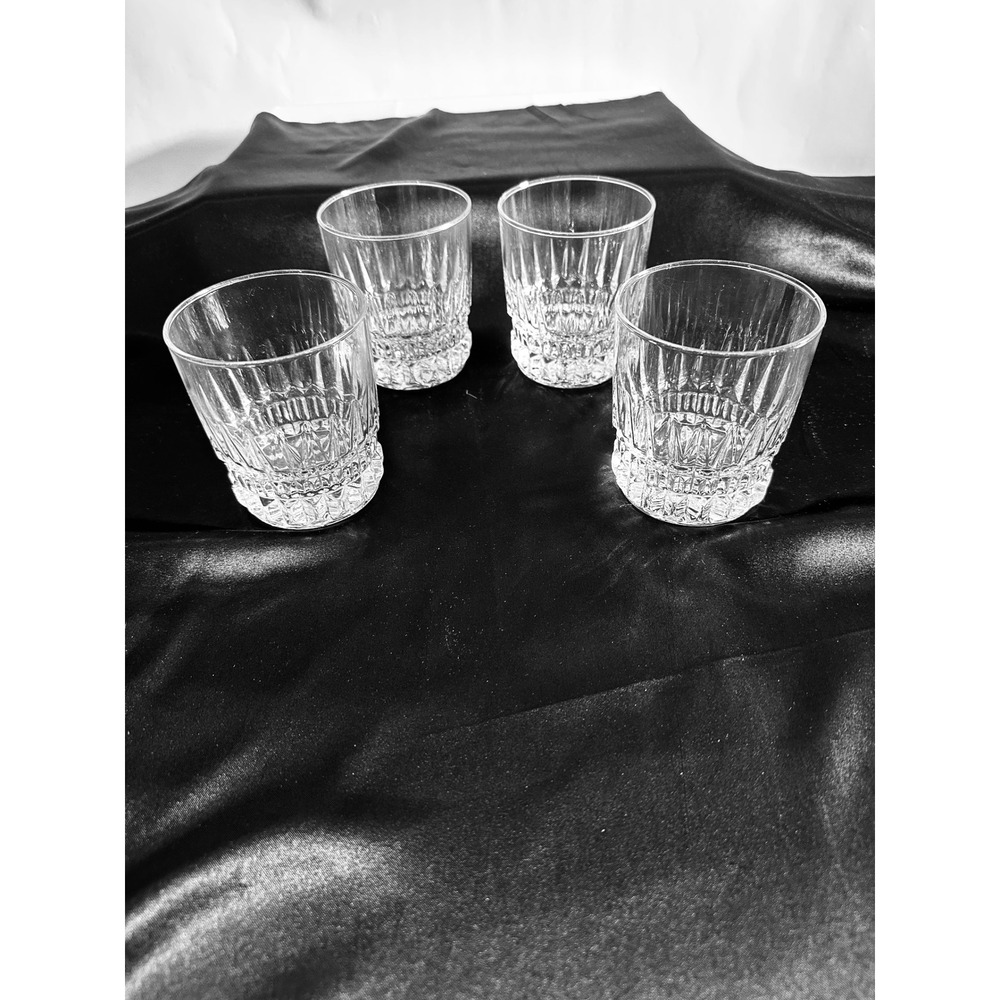 Luminarc Emperor Whiskey Glasses Dajar Cut‎ Glass Rocks Set of 4 Clear 3.75in